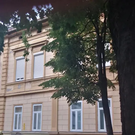 Napfeny Apartment